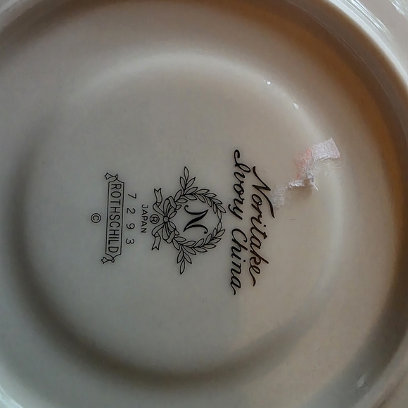 Noritake Cream and Pink Floral Mug Set - Picture 5 of 5